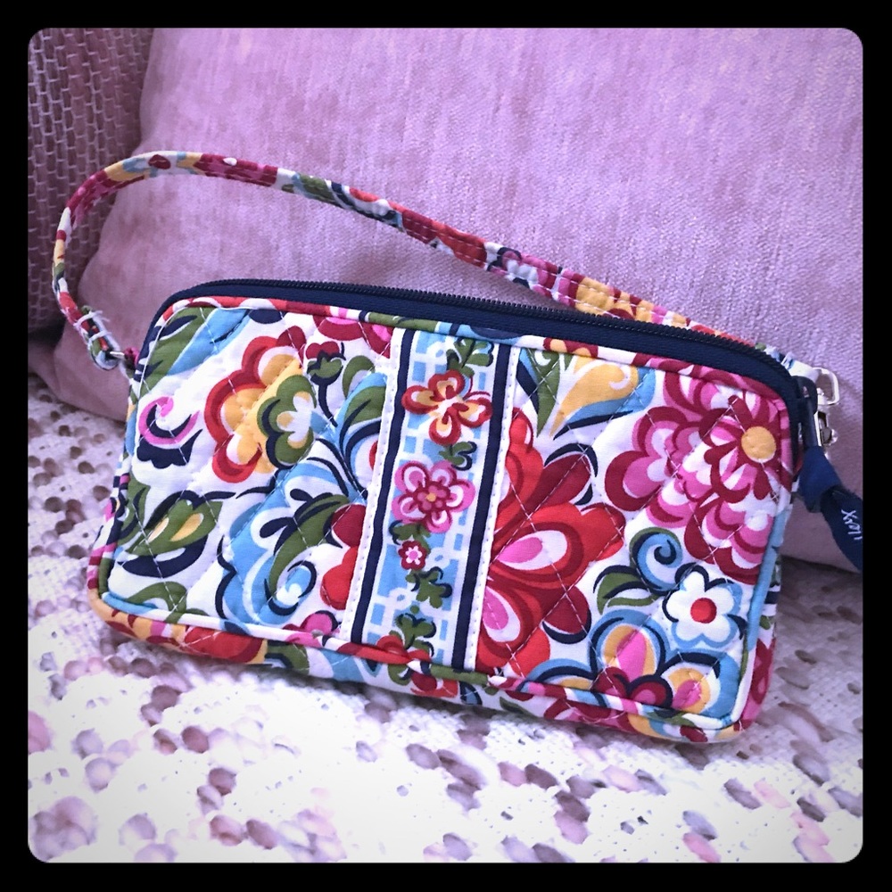 🌼 Vera Bradley Hope Garden  wristlet